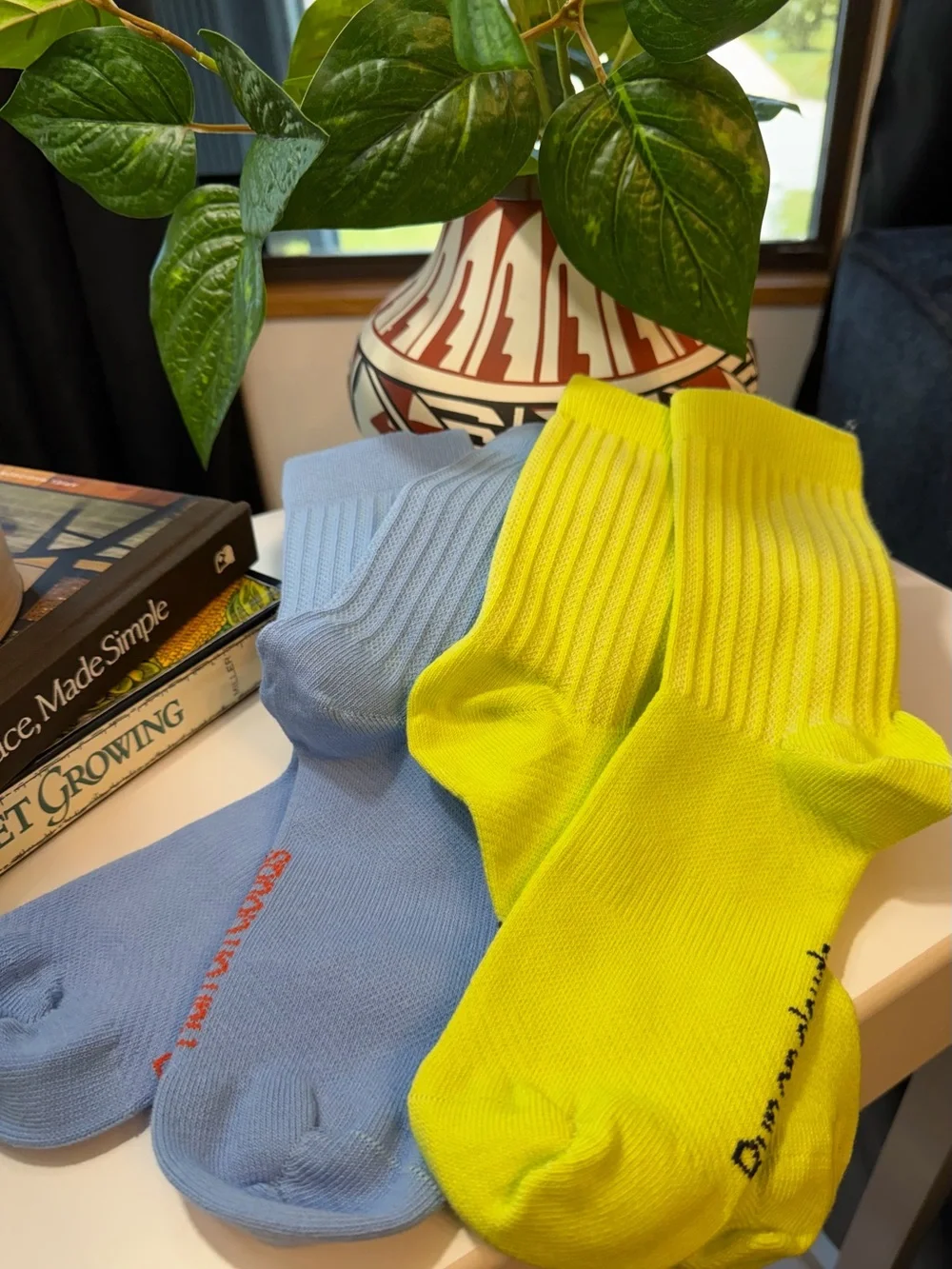On Running Cloud Socks Half-Caff Unisex set of 2 Size Medium Authentic